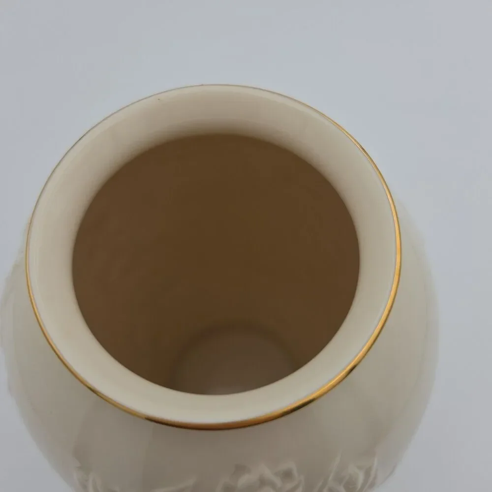 Lenox 8 in Ivory Porcelain Iris Floral Relief Vase 24K Gold Trim Made in USA